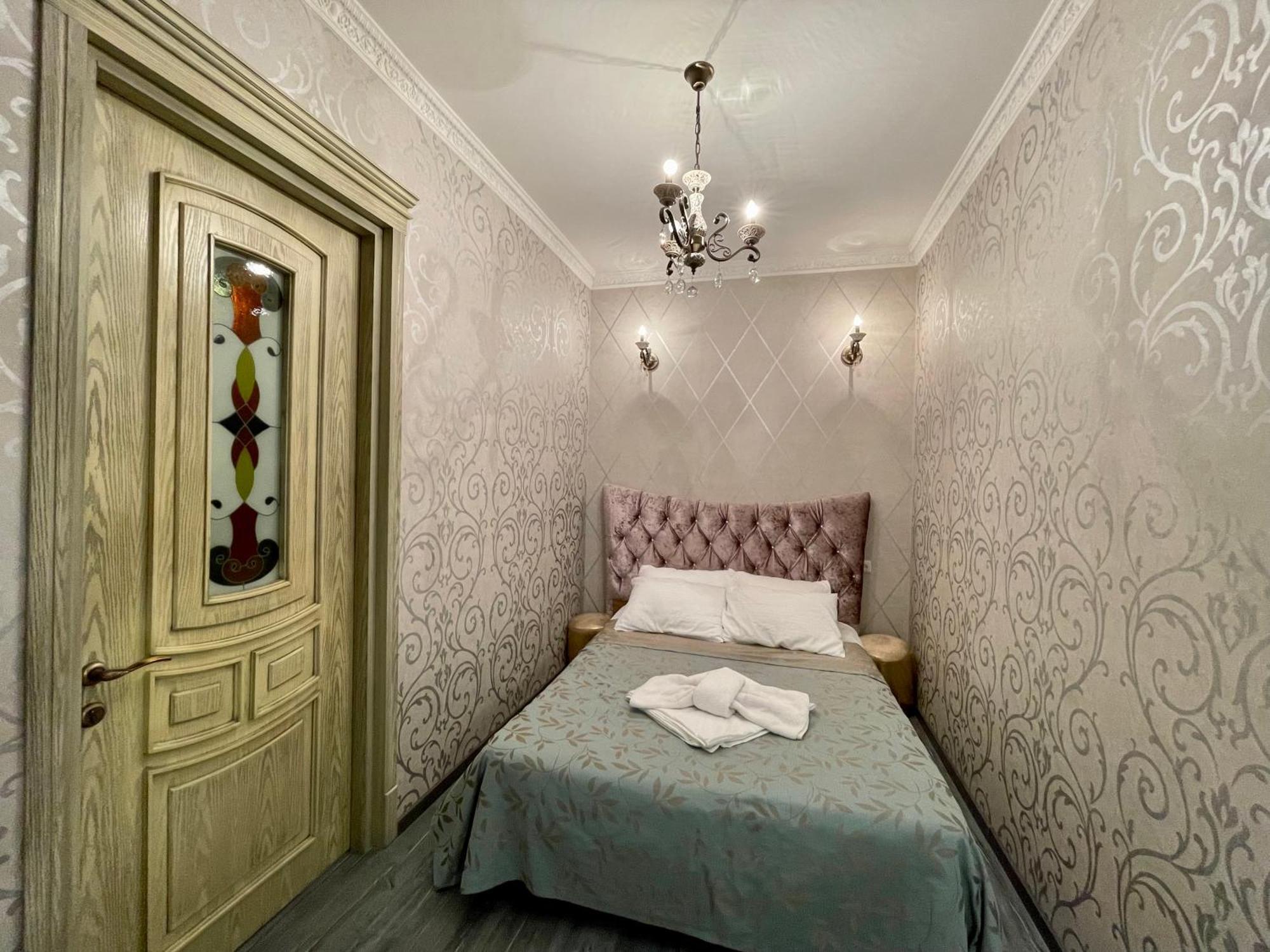 Central Apartment Tbilisi Exterior photo